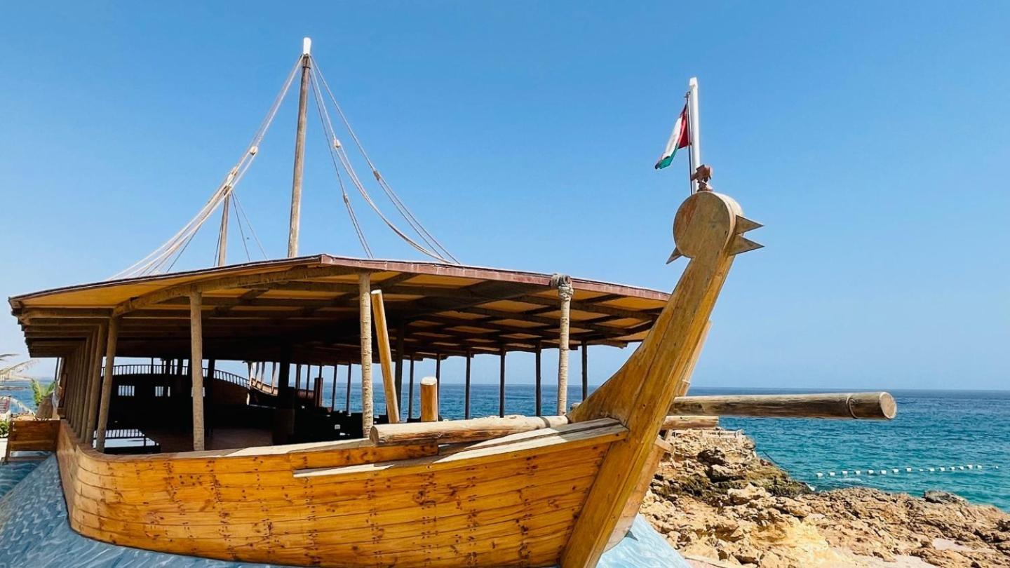 Turtle Beach Resort Ras al Hadd Exteriör bild