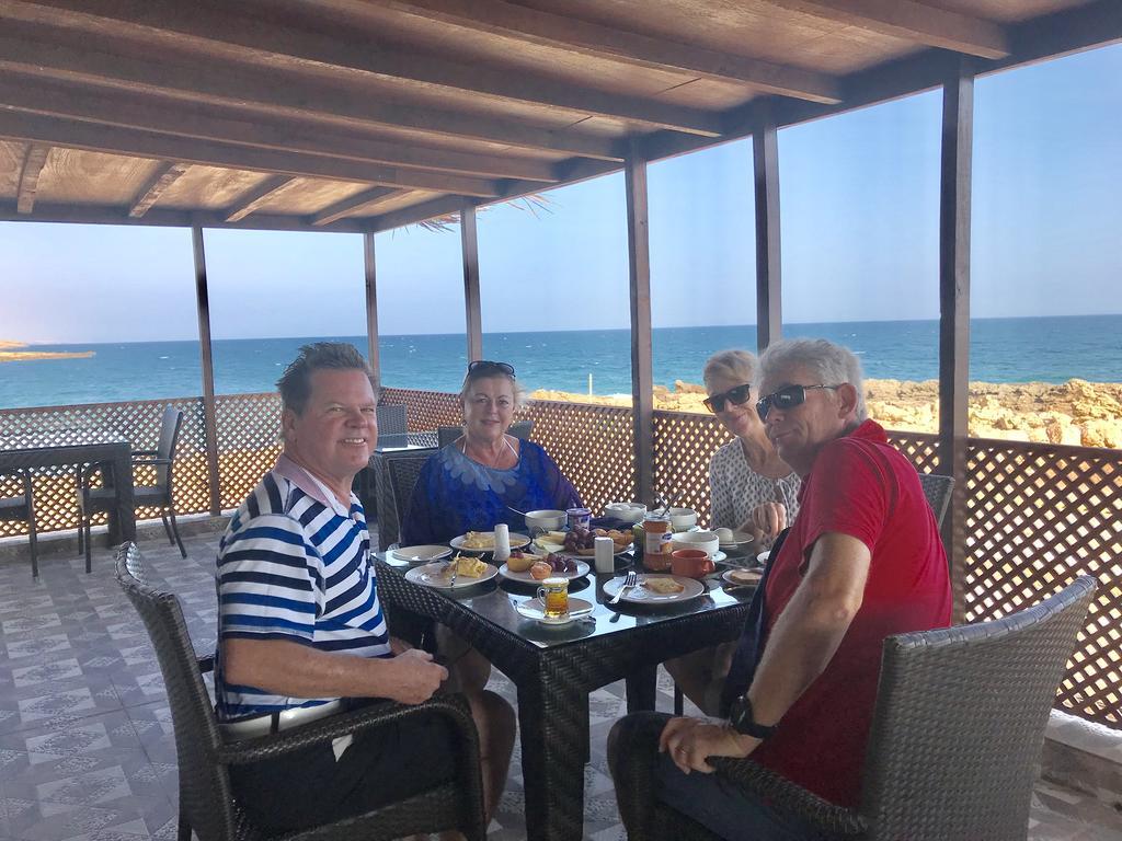 Turtle Beach Resort Ras al Hadd Exteriör bild