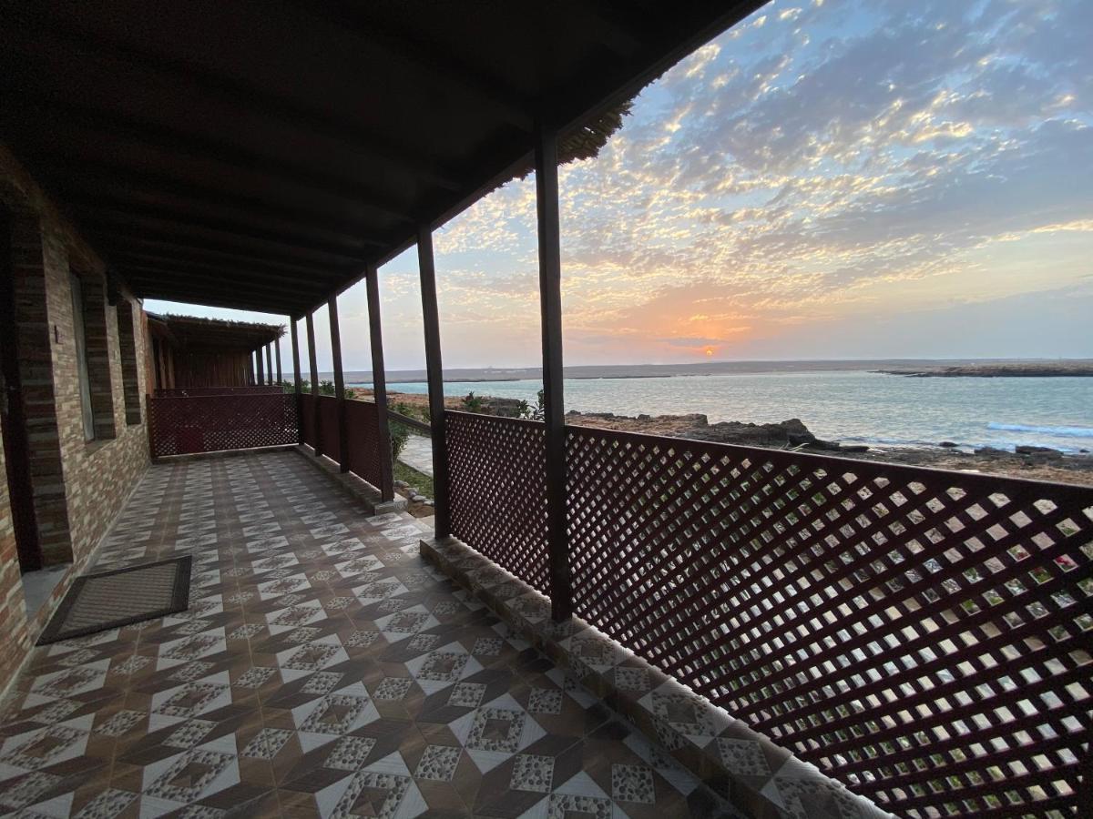 Turtle Beach Resort Ras al Hadd Exteriör bild