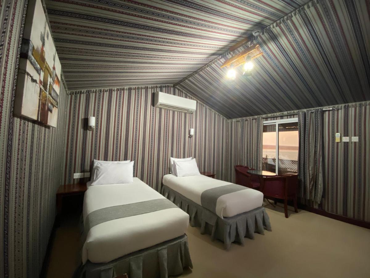 Turtle Beach Resort Ras al Hadd Exteriör bild